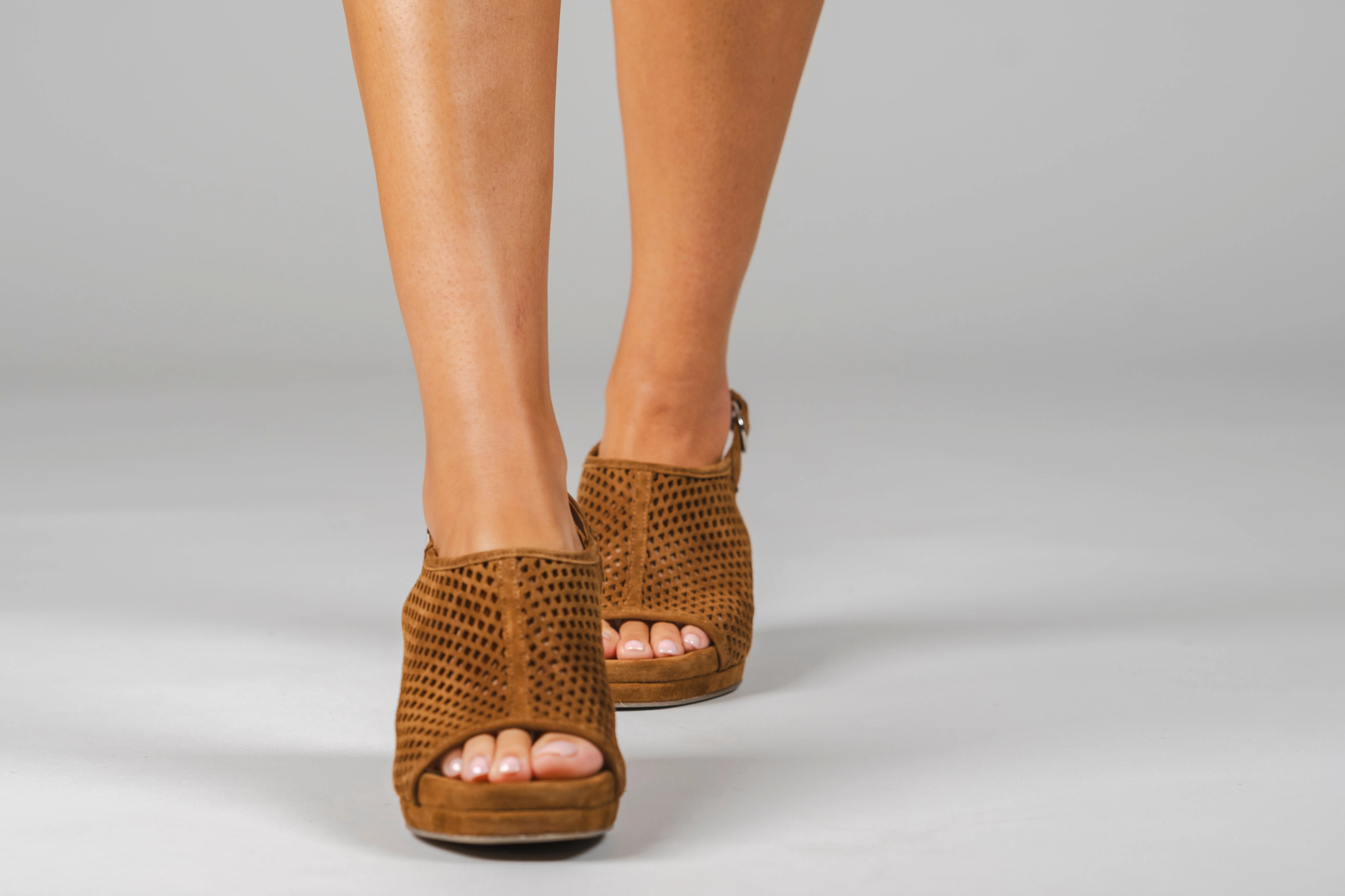 Chelsea Wedge Sandal - Image 6