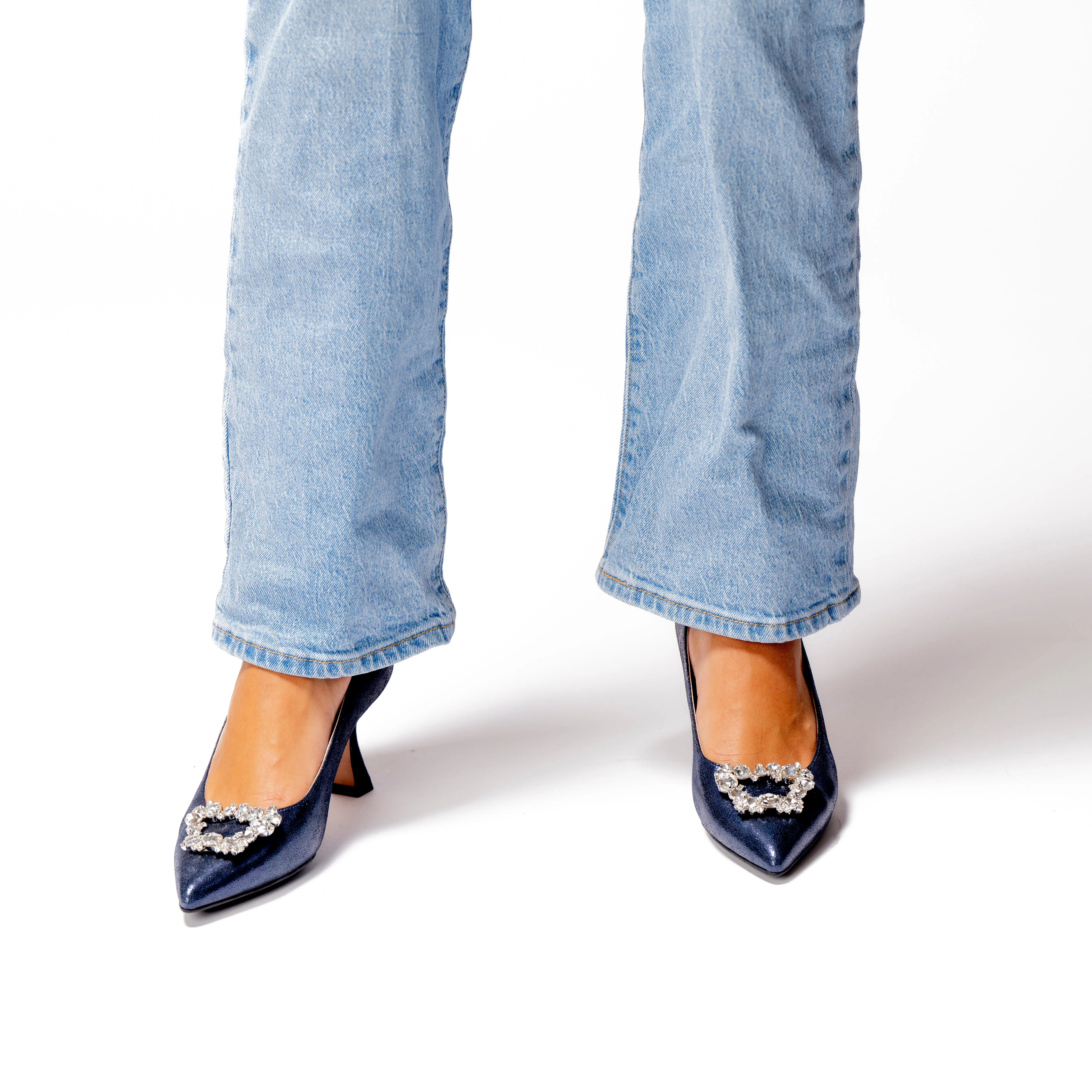 Grayson 55 Pump - Image 2