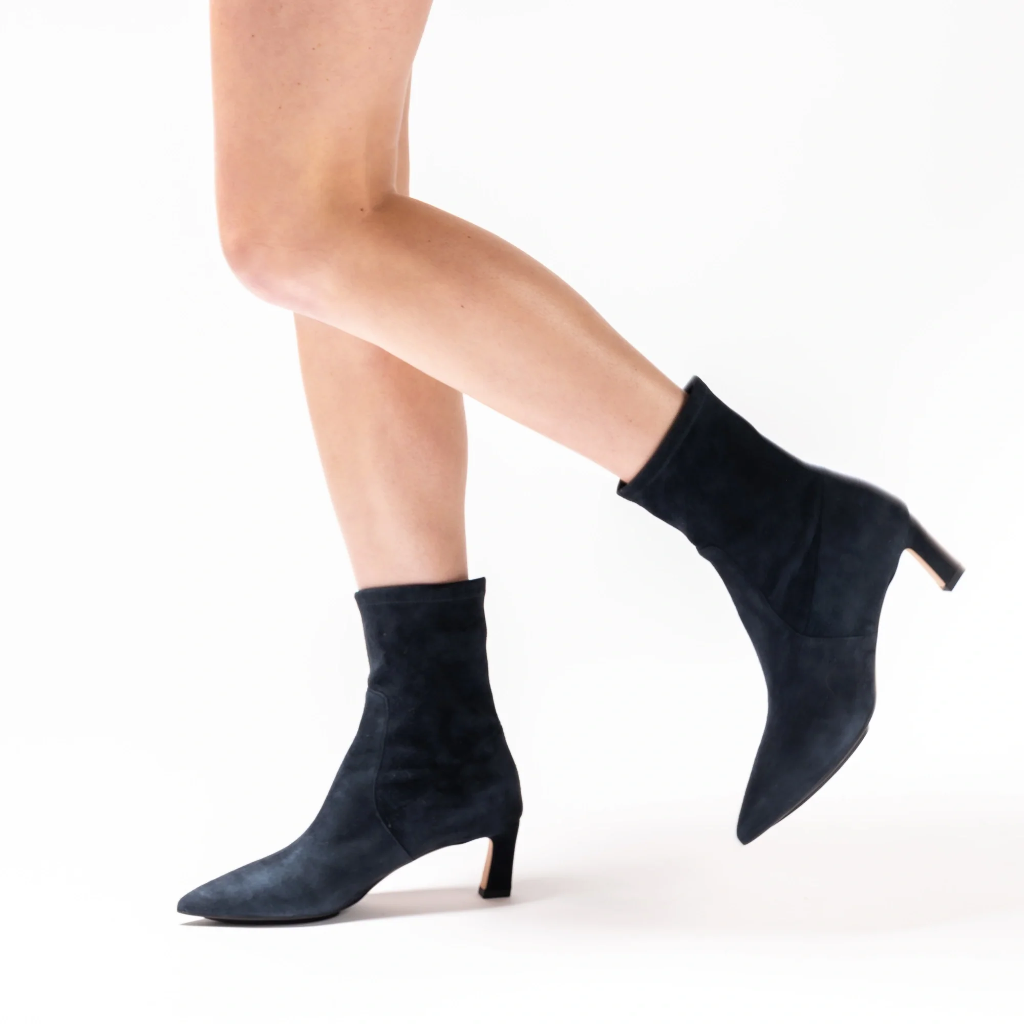 MAYA 55 BOOTIE | NAVY SUEDE - Image 2
